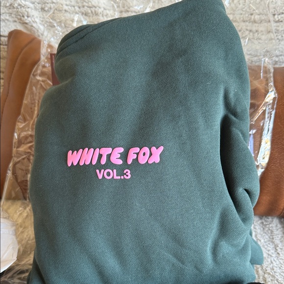 White Fox Boutique Offstage Hoodie Pine - XXS/XS - Picture 5 of 6